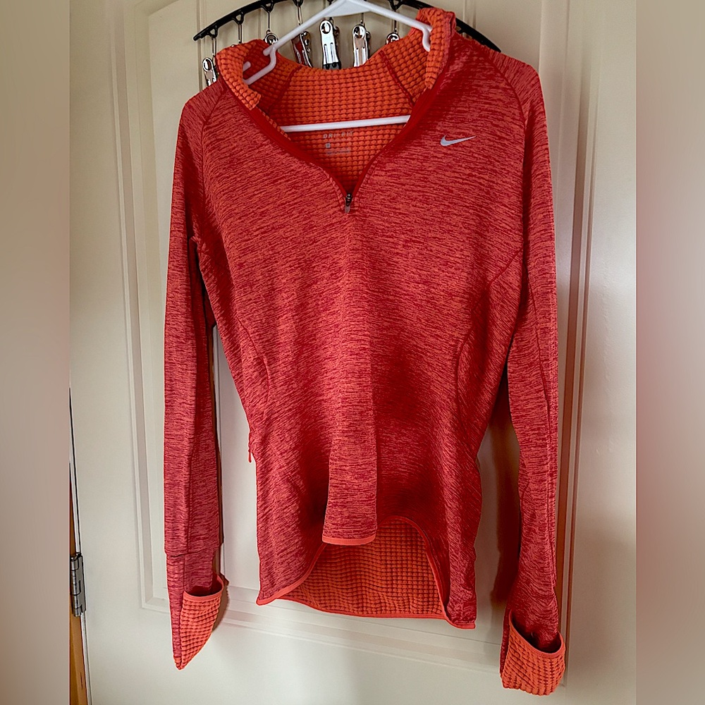 Nike dri-fit athletic pull over long sleeve sweater